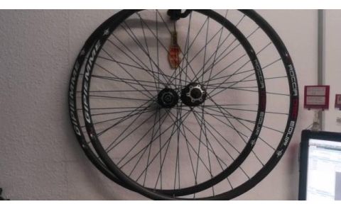 Gipiemme Roccia Rennrad Laufradsatz *28 Zoll, Scheibenbremse