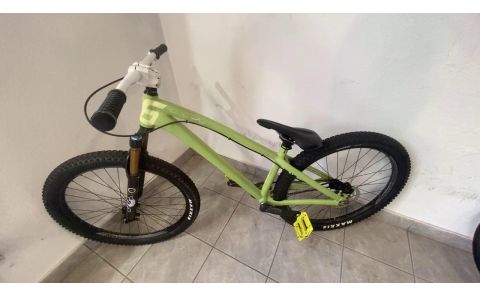 Dartmoor Dirt Bike Rahmen 26 zoll *26 Zoll, Fox 32 Talas, Singlespeed, Scheibenbremse