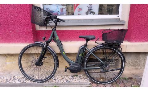 Triumph E-Bird Plus 400 Trekking E-Bike *28 Zoll, Licht über Akku, Shimano 8 Gang, Rahmen 46cm