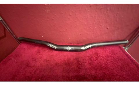 Titec HellBent Lenker *31,8mm Klemmung, 565MM 