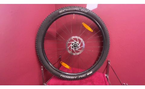 Bontrager Connection  *28 Zoll, Nobby NIC , Schwalbe, Scheibenbremse