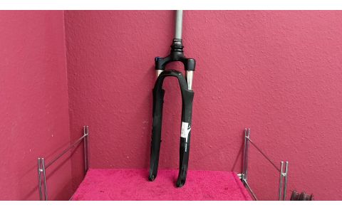 SR Suntour NCX Federgabel 26" *63mm , Luftgefedert